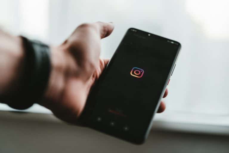 ¿Cómo eliminar el historial de Instagram?