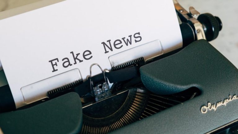 ¿Cómo eliminar Fake News?
