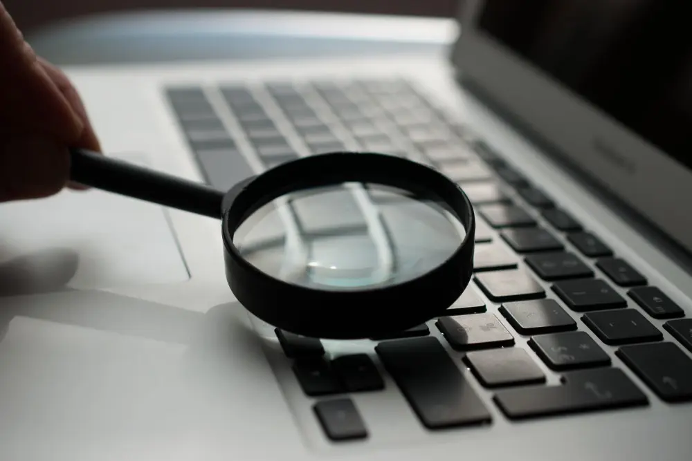 eliminar nombre apellidos google