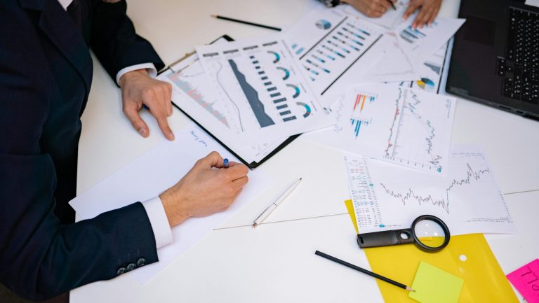 6 Keys to Boost Your Company’s Social Media Impact