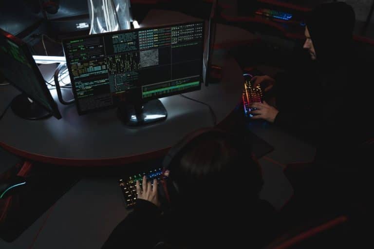 ¿Qué hacer si nos hackean una página web?