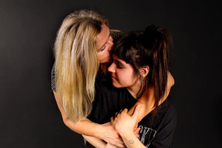 ¿Es posible dejar de ser escort?