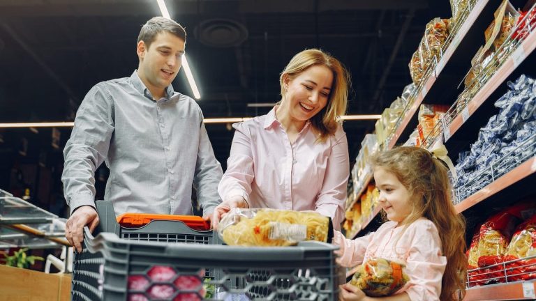 Los supermercados españoles con mejor y peor reputación online