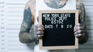 eliminar fichas policiales de Internet