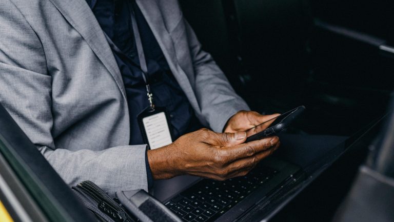 Privacidad de Empresarios y Empresas en el Mundo Digital