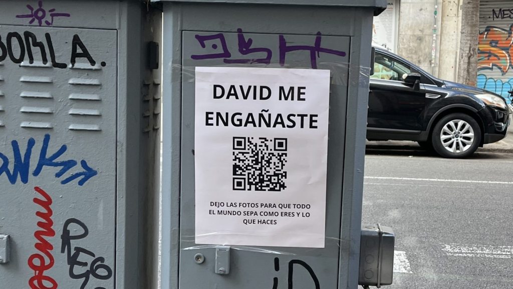 david me engañaste dejo las fotos para que todo el mundo sepa como eres y lo que haces estafa
