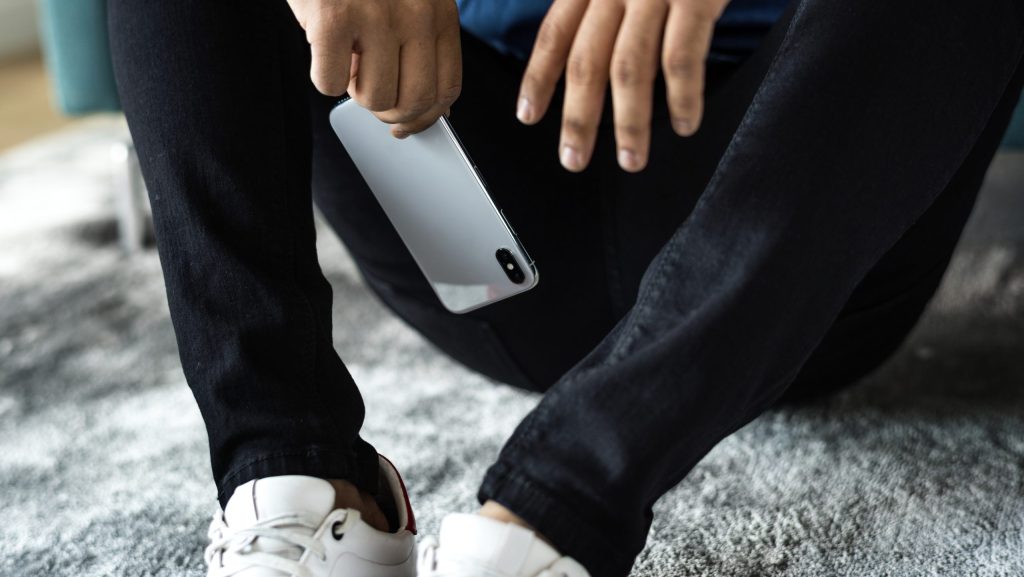 roban el iPhone
