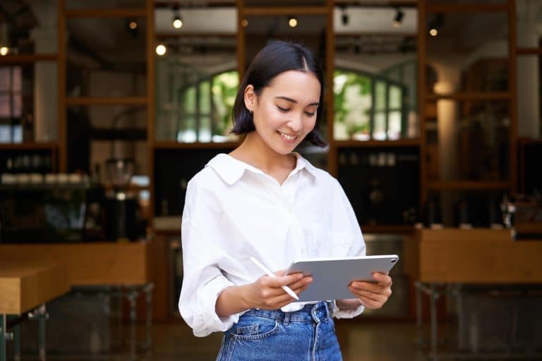 Por qué algunas reseñas negativas bajan tu nota en Google