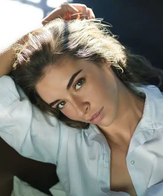 Creadora de contenido tranquila tras la eliminación de sus fotos y vídeos filtrados de OnlyFans