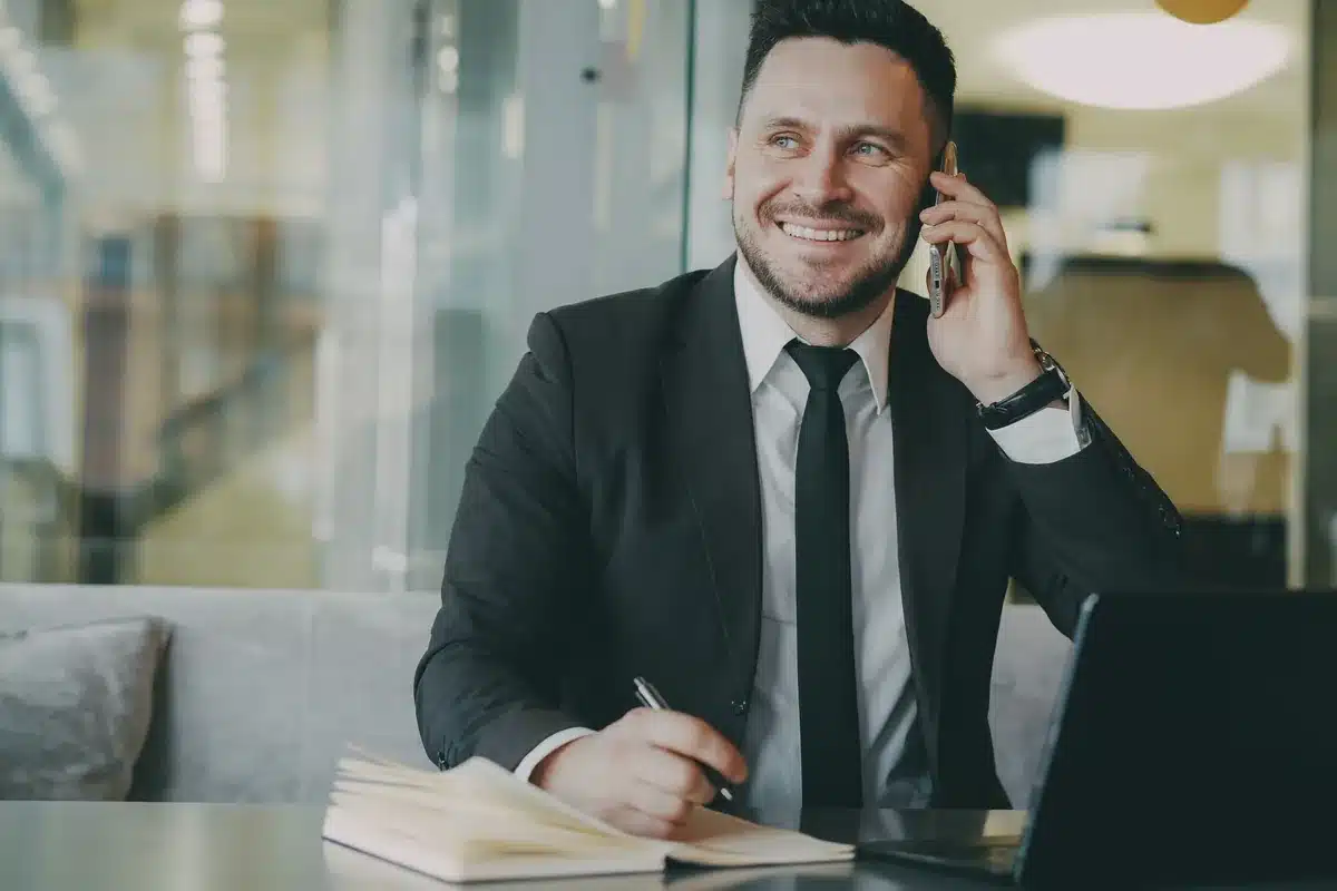Man gets a phone call confirming the link no longer appears